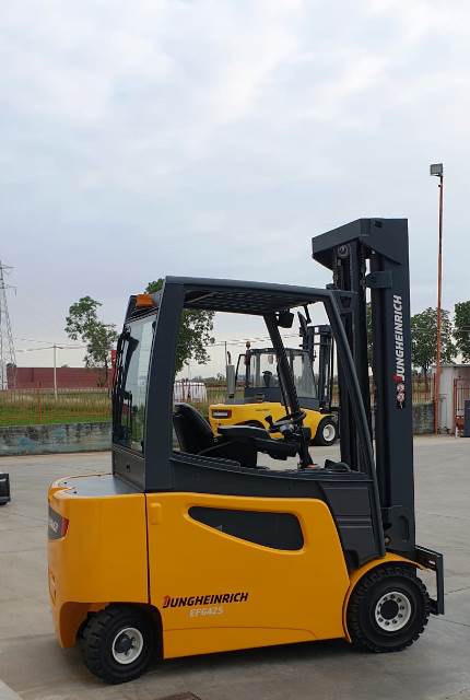 Jungheinrich EFG 425 