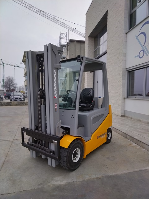 Jungheinrich EFG 425k