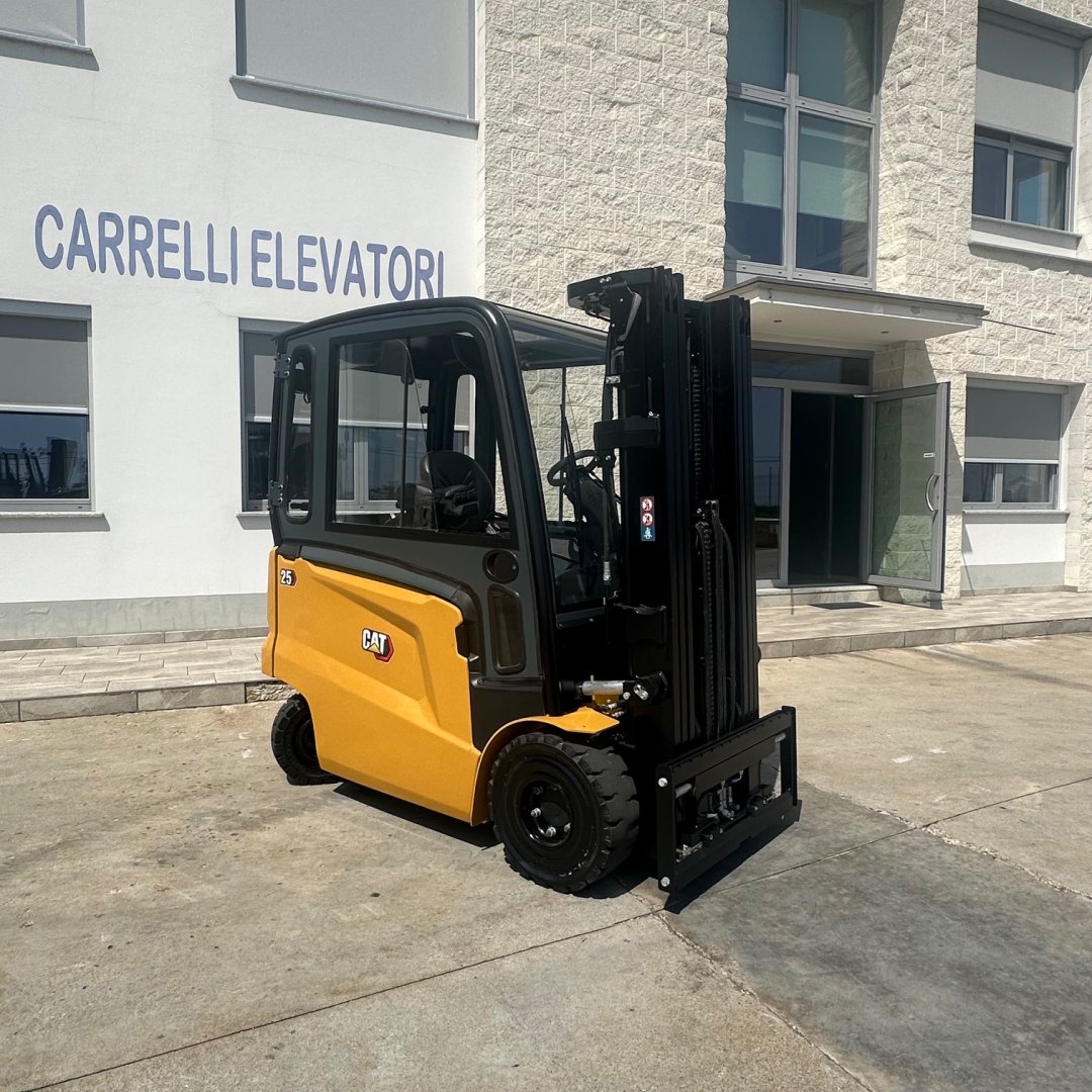 Caterpillar EP25CN
