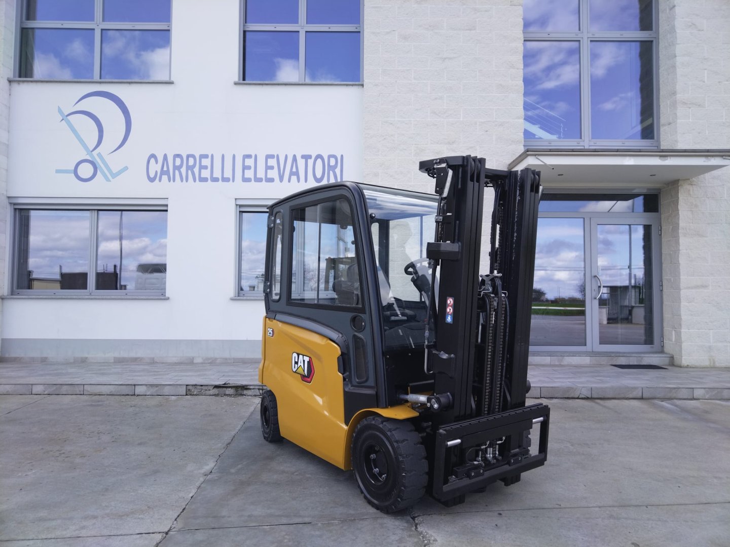 Caterpillar EP25CN